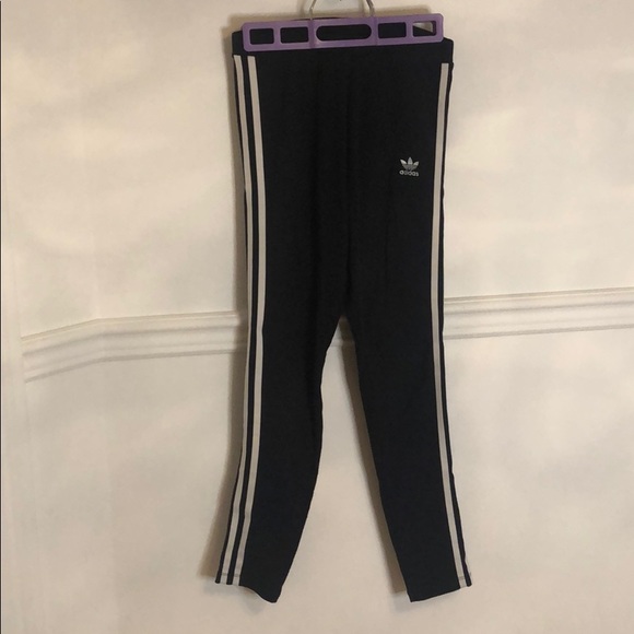 Black Adidas leggings - Picture 3 of 4